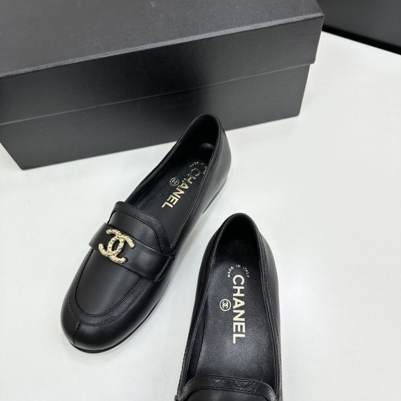 Ch**el loafers